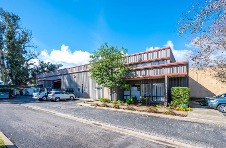 189 Granada Dr, San Luis Obispo, CA à louer - Photo de l’immeuble – Image 1 sur 14