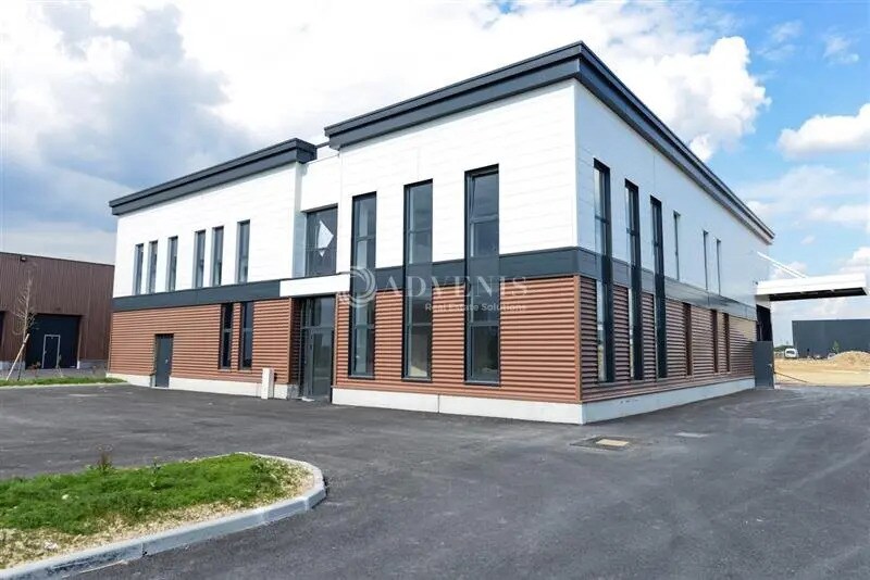 Local d'activités dans Serris à vendre - Photo de l’immeuble – Image 1 sur 6