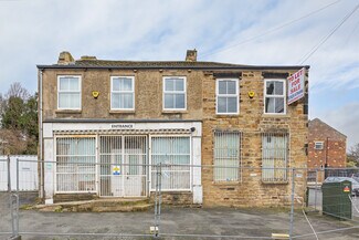 Plus de détails pour 21-23 High St, Birstall - Local commercial à louer