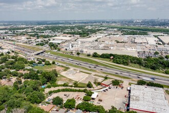 801 N Walton Walker Hwy, Irving, TX - Vue aérienne vue de carte - Image1
