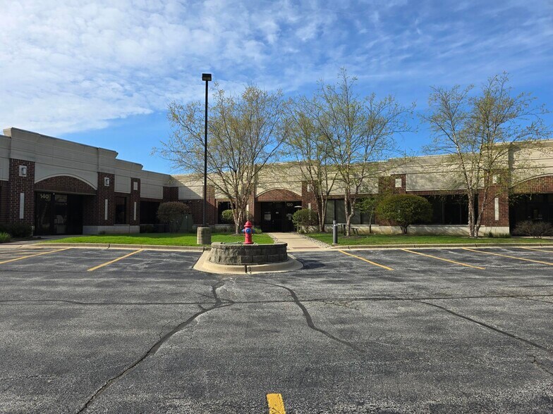 731 S Route 21, Gurnee, IL à vendre - Photo de l’immeuble – Image 3 sur 37