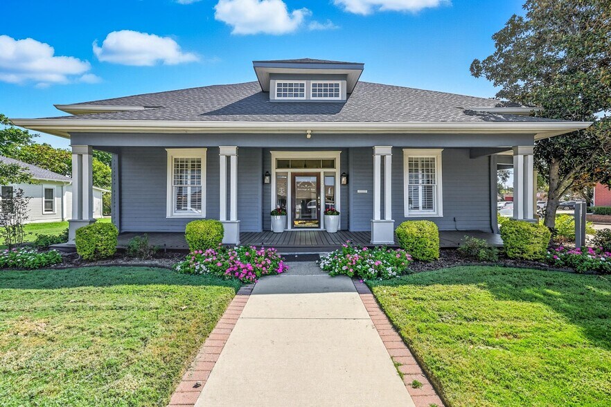 302 N San Jacinto St, Rockwall, TX à vendre - Photo de l’immeuble – Image 3 sur 24