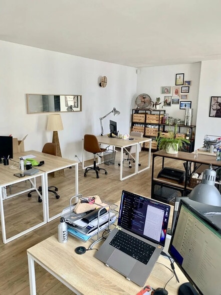 Bureau dans Paris à louer - Photo de l’immeuble – Image 2 sur 9