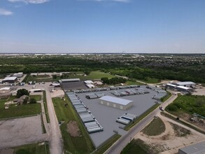 14314 Day Rd, Roanoke, TX à vendre Photo de l’immeuble– Image 1 sur 6