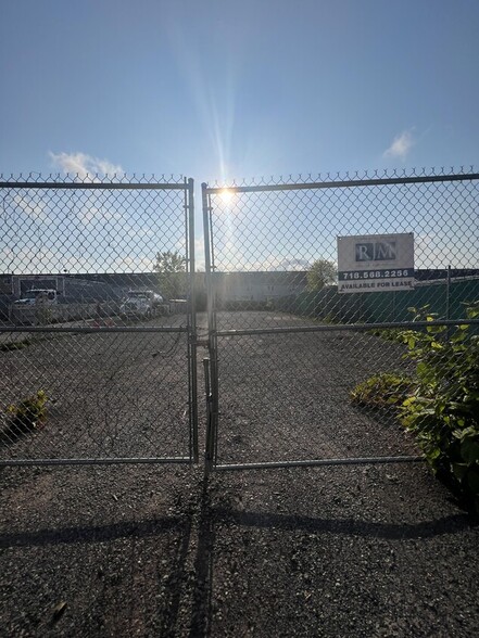 222 Arlington Ave, Staten Island, NY à louer - Photo principale – Image 2 sur 3