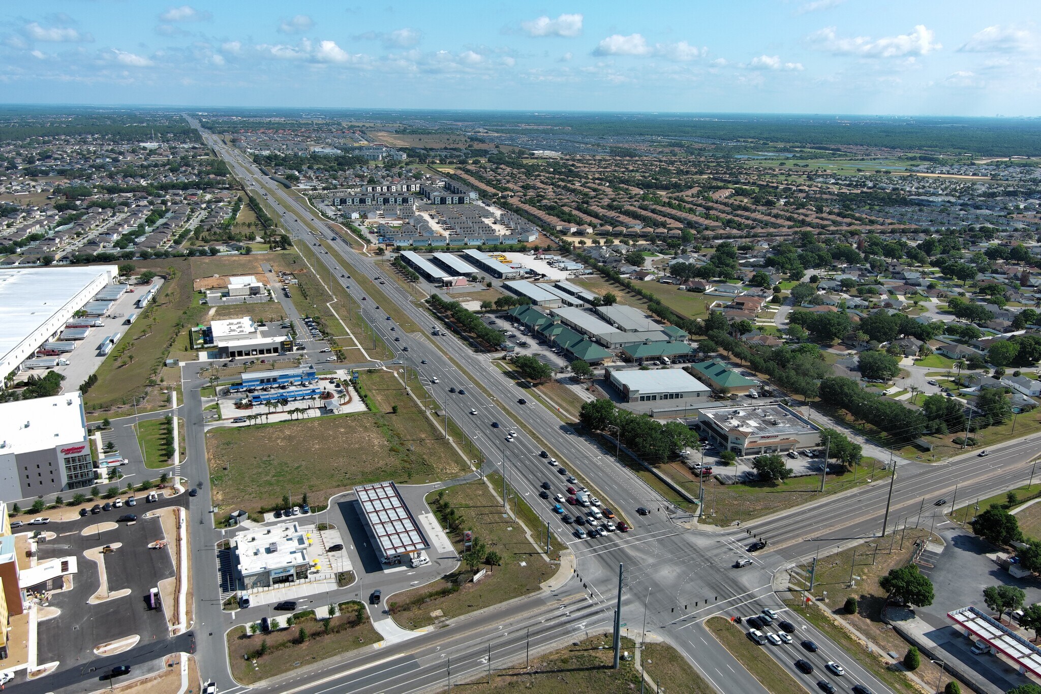 45741 US-27 Hwy, Davenport, FL à louer Photo de l’immeuble– Image 1 sur 7