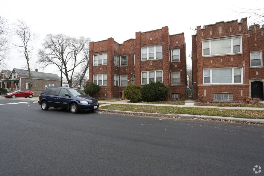 7556-7558 S Eberhart Ave, Chicago, IL à vendre - Photo de l’immeuble – Image 2 sur 4