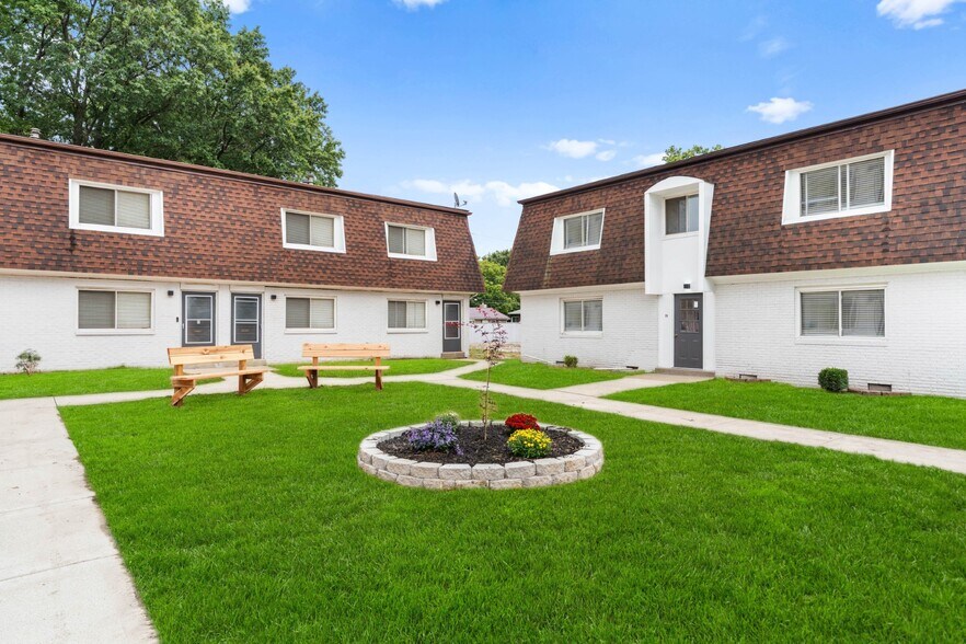 2706-2734 Center St, Granite City, IL à vendre - Photo principale – Image 1 sur 1