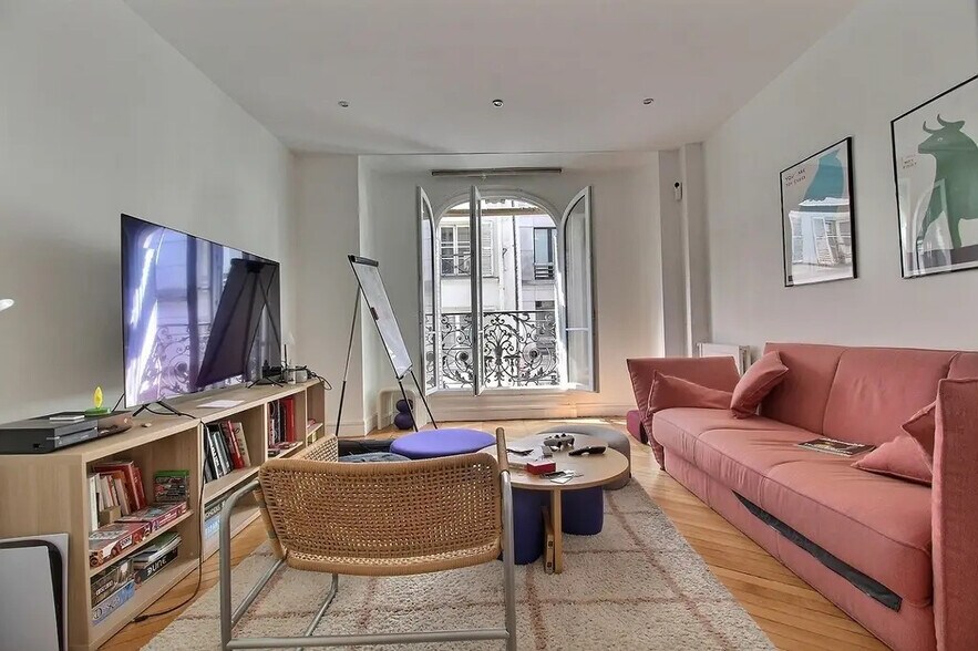 78 Rue De Provence, Paris à louer - Photo de l’immeuble – Image 2 sur 9