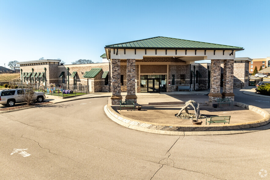 4009 Ohallorn Dr, Spring Hill, TN à vendre - Photo de l’immeuble – Image 1 sur 9