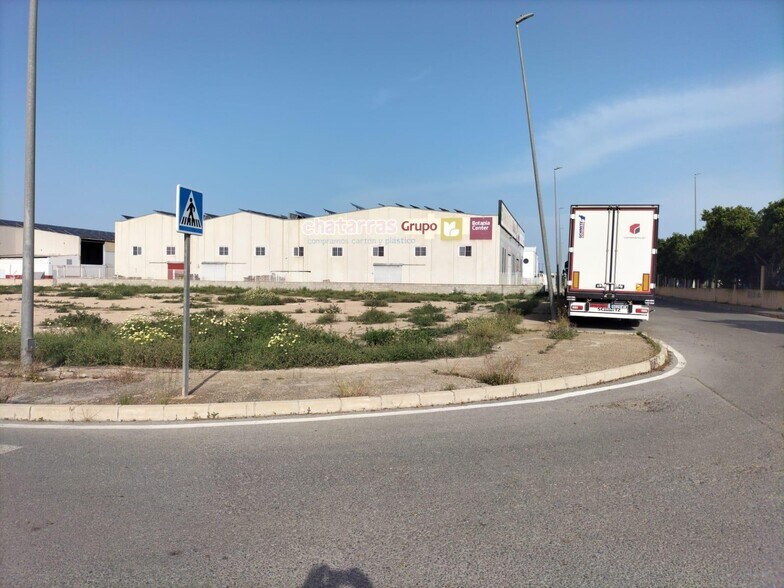 Industriel/Logistique dans Almoradí à vendre - Photo de l’immeuble – Image 3 sur 3