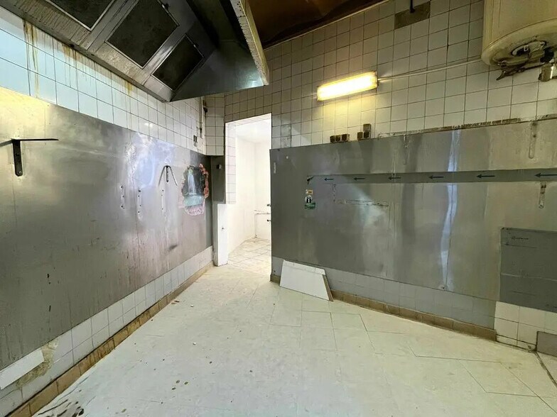 Local commercial dans Roquebrune-Cap-Martin à vendre - Photo de l’immeuble – Image 3 sur 4