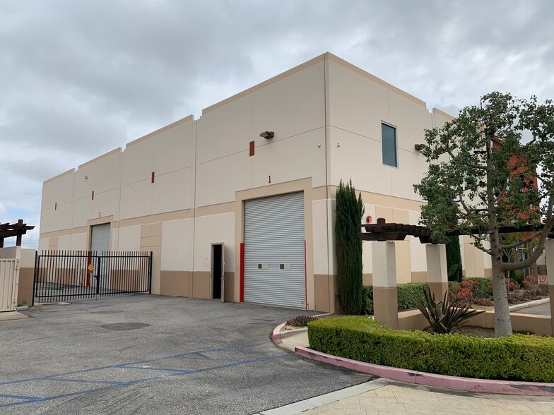 3468 Webster Ave, Perris, CA à louer - Photo principale – Image 1 sur 7
