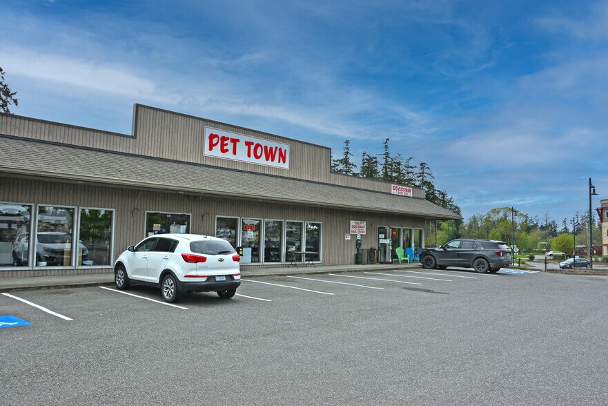 2427 W Sims Way, Port Townsend, WA à vendre - Photo de l’immeuble – Image 3 sur 18