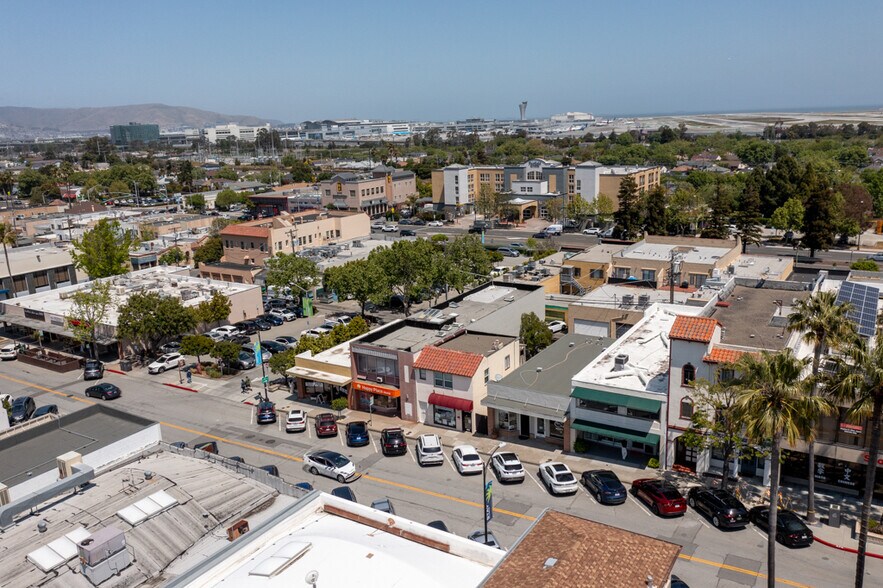 234-236 Broadway, Millbrae, CA à louer - Photo de l’immeuble – Image 3 sur 11