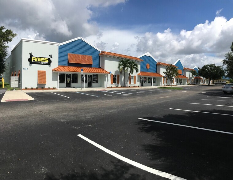 1320 Culver Dr, Palm Bay, FL à louer - Photo de l’immeuble – Image 2 sur 4