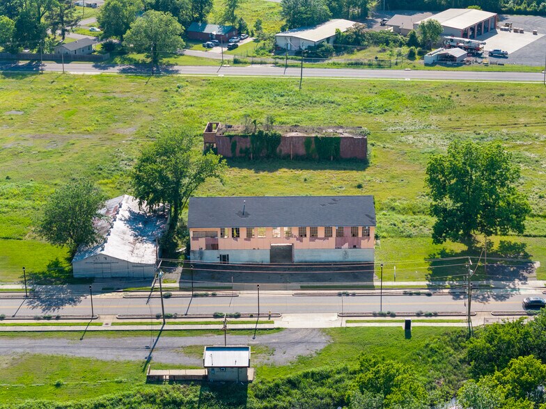 535 N El Paso Ave, Russellville, AR à louer - Photo de l’immeuble – Image 3 sur 6