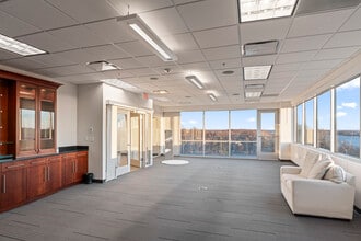 10718 Richmond Hwy, Lorton, VA à louer Photo intérieure– Image 1 sur 8