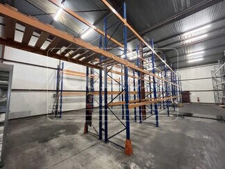 Plus de détails pour Bureau, Industriel/Logistique à louer