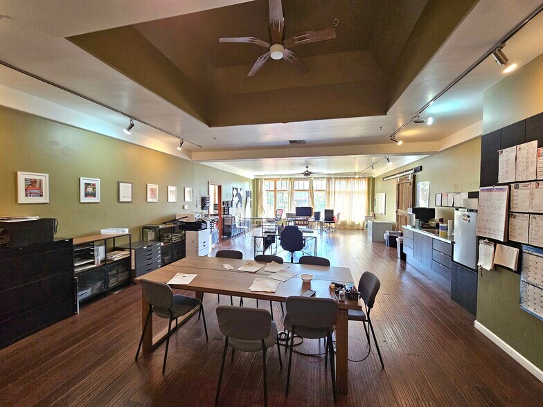 240 Main St, Chico, CA à louer - Photo de l’immeuble – Image 3 sur 6