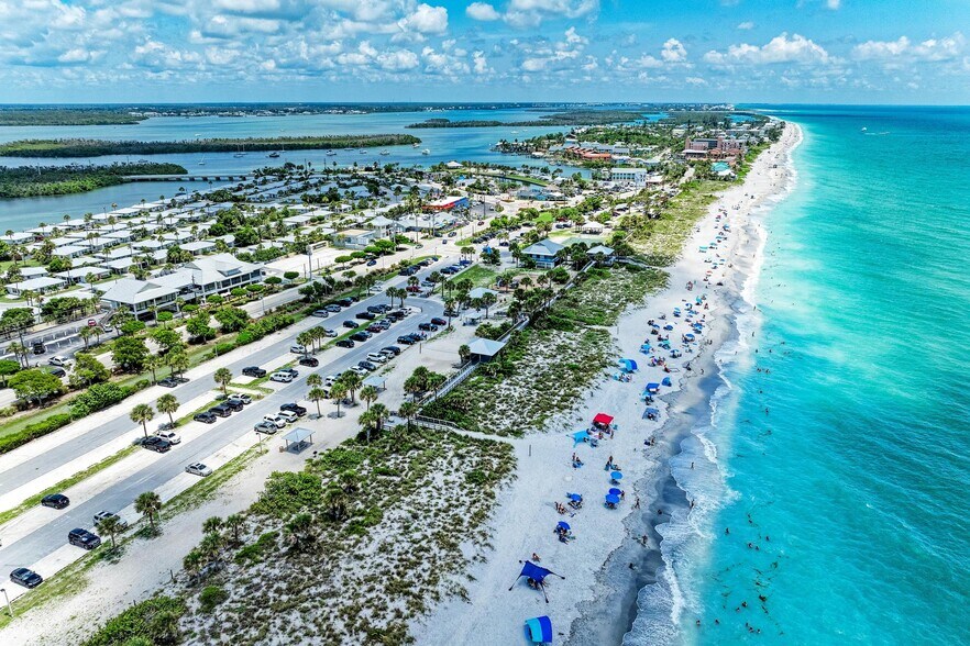 2230 N Beach Rd, Englewood, FL à vendre - Photo de l’immeuble – Image 2 sur 9