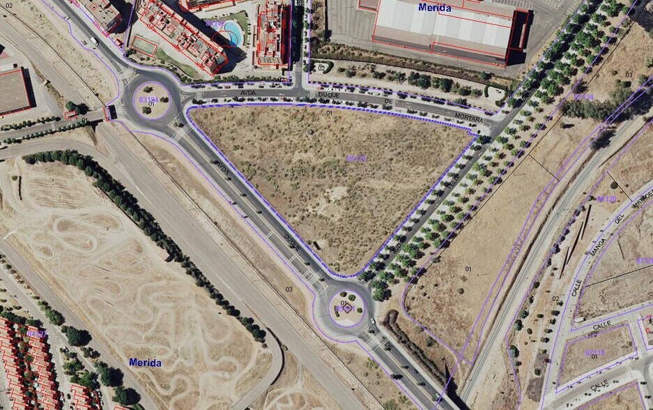 Avenida Duque de Ahumada, s/n, Mérida, Badajoz à vendre - Aérien – Image 2 sur 4