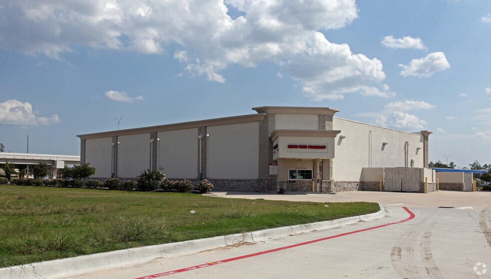 14115 E Sam Houston Pky N, Houston, TX à vendre - Photo de l’immeuble – Image 2 sur 5