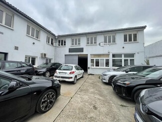 Plus de détails pour Industriel/Logistique à louer