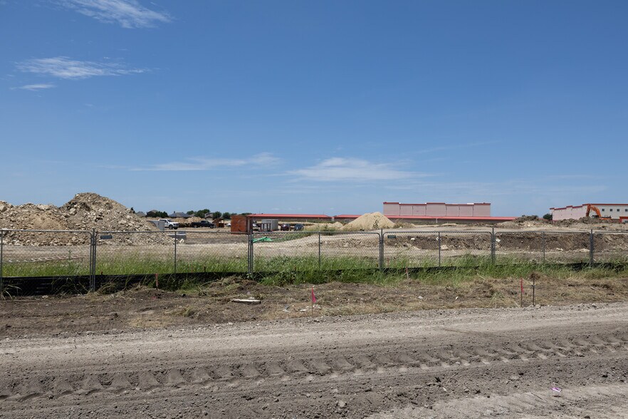 6001 Old Decatur Rd, Fort Worth, TX à vendre - Photo de la construction – Image 2 sur 4