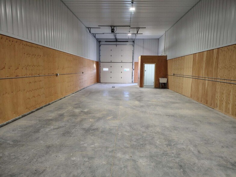 423 Centennial Pl, Dell Rapids, SD à louer - Photo intérieure – Image 3 sur 5