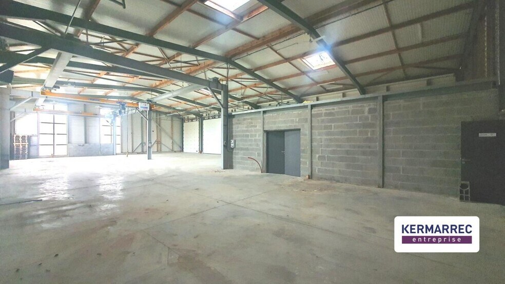 Local d'activités dans Plumelin à vendre - Photo intérieure – Image 3 sur 8