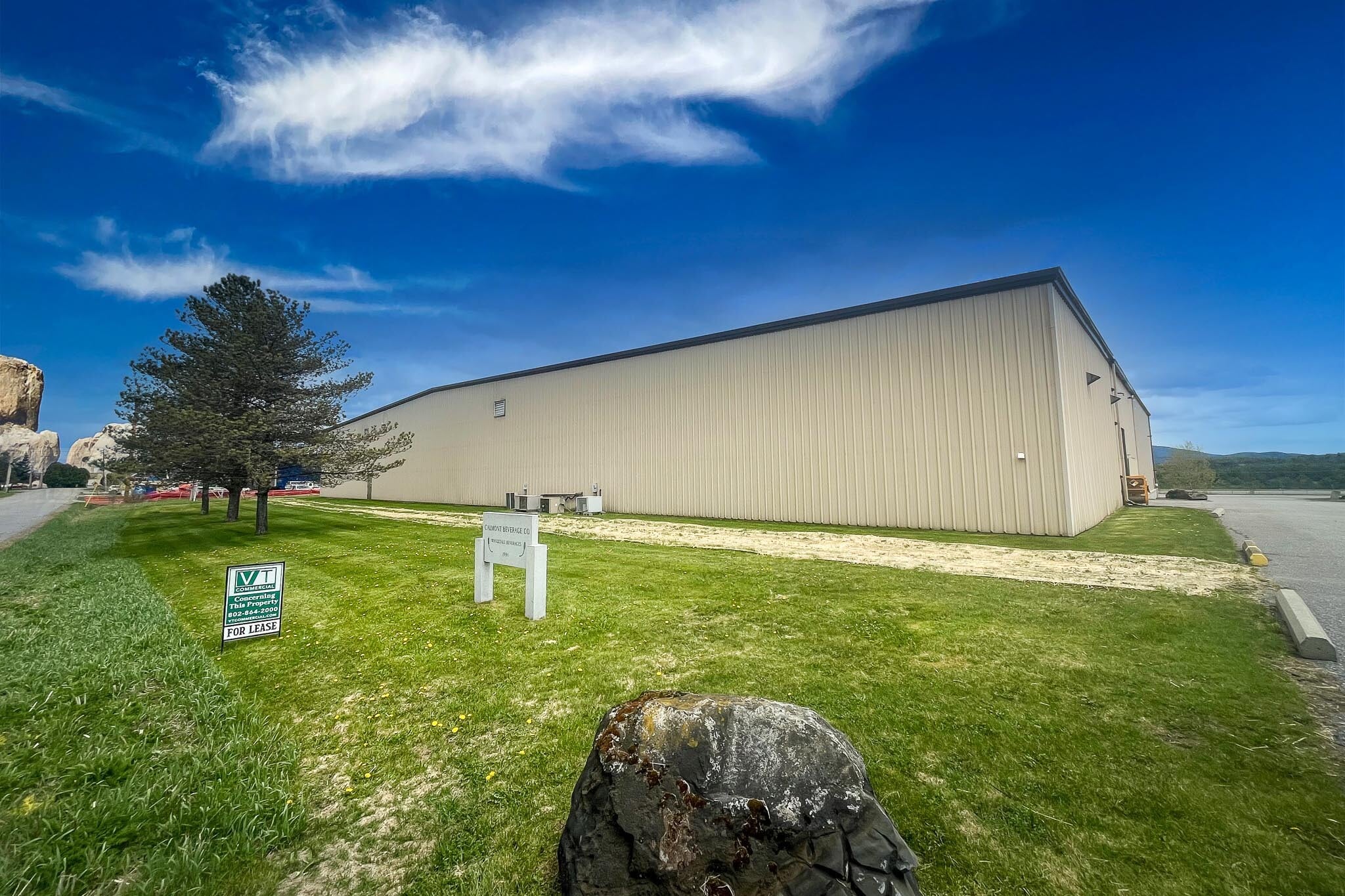 308 Industrial Ln, Berlin, VT à louer Photo de l’immeuble– Image 1 sur 9