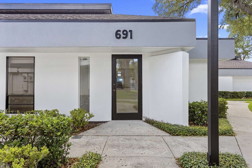 679-697 Douglas Ave, Altamonte Springs, FL à louer - Photo de l’immeuble – Image 3 sur 9