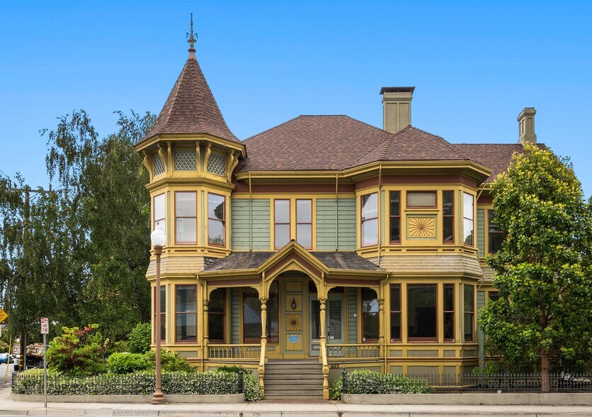 603 Mission St, Santa Cruz, CA à vendre - Photo de l’immeuble – Image 1 sur 82