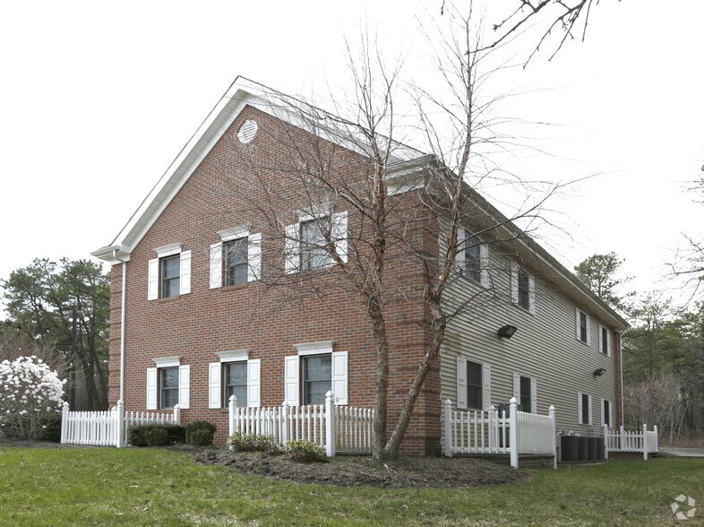 1466 Hooper Ave, Toms River, NJ à louer - Photo de l’immeuble – Image 2 sur 41