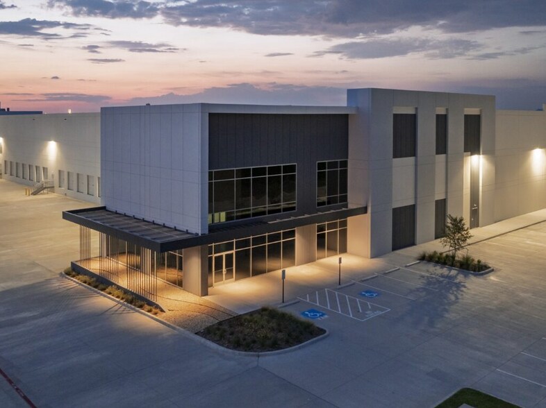 2152 Cantrell Sansom Rd, Fort Worth, TX à louer - Photo de l’immeuble – Image 2 sur 5