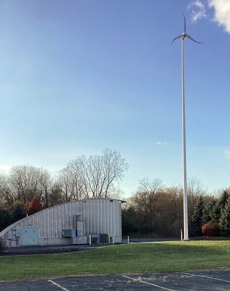 360 E State Line Rd, Toledo, OH à louer - Photo de l’immeuble – Image 3 sur 27