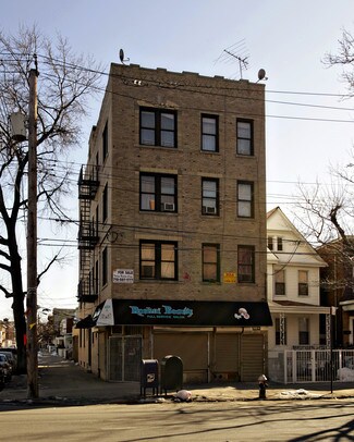 Plus de détails pour 1755 Taylor Ave, Bronx, NY - Logement à vendre