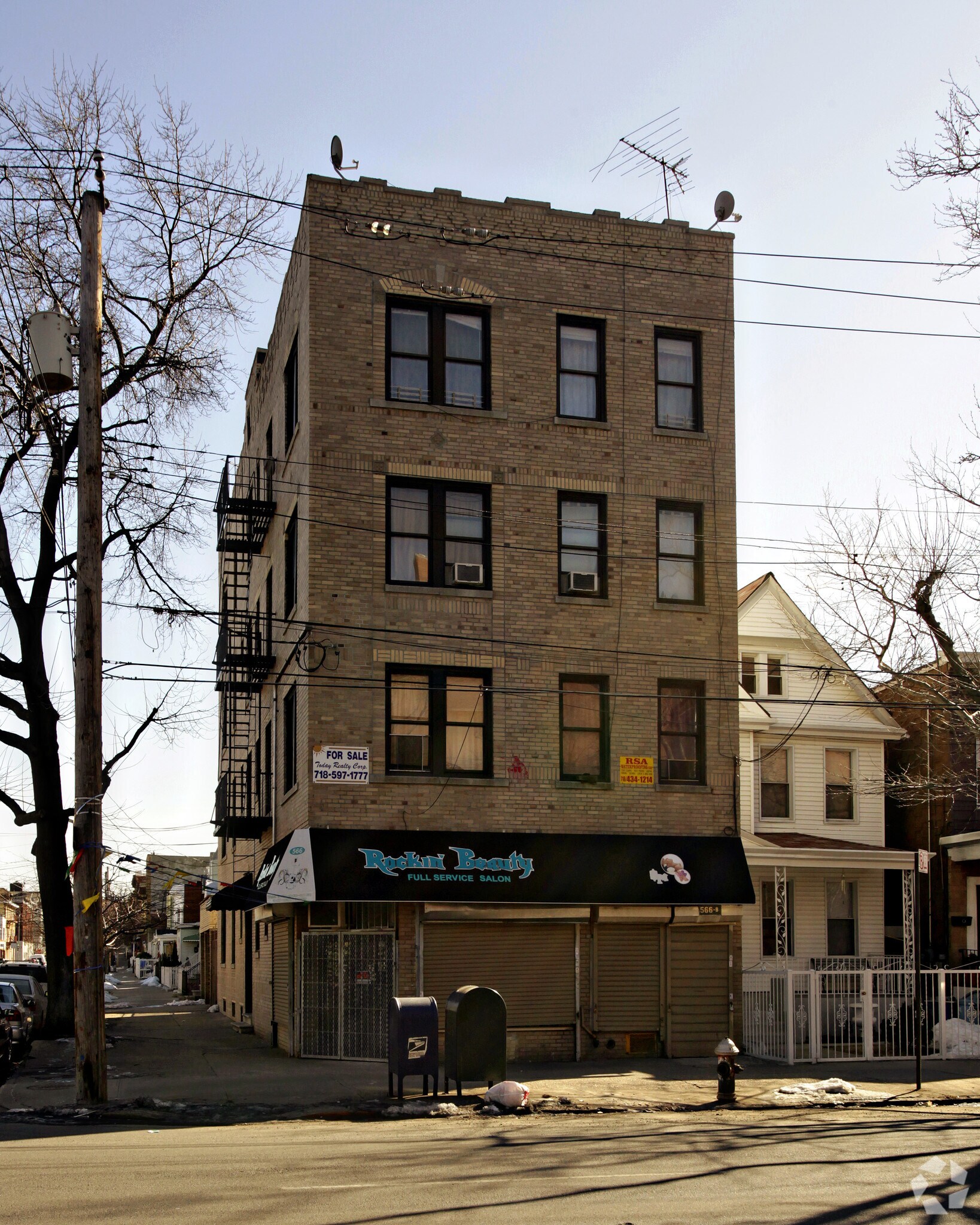 1755 Taylor Ave, Bronx, NY à vendre Photo principale– Image 1 sur 7