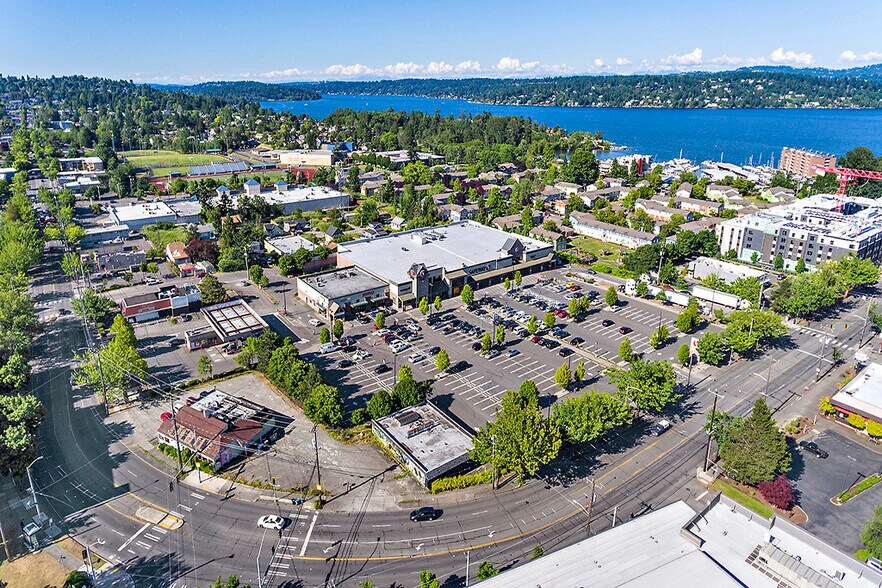 9238 Rainier Ave S, Seattle, WA à louer - Aérien – Image 2 sur 4
