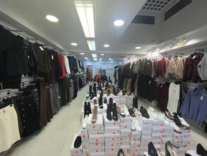 Local commercial dans Le Raincy à louer Photo intérieure– Image 2 sur 4