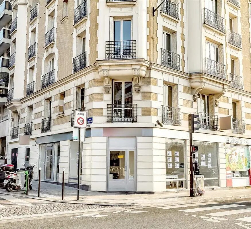 Bureau dans Paris à vendre Photo de l’immeuble– Image 1 sur 10