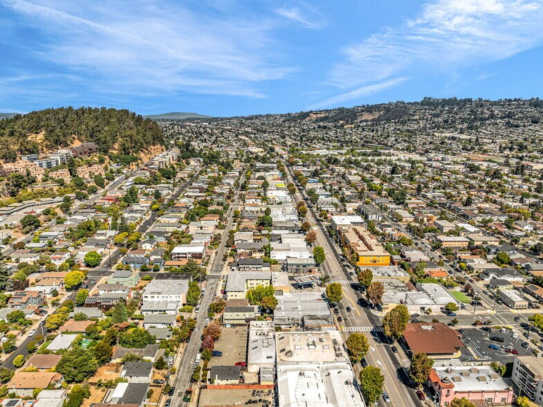 828 San Pablo Ave, Albany, CA à vendre - Photo de l’immeuble – Image 3 sur 28