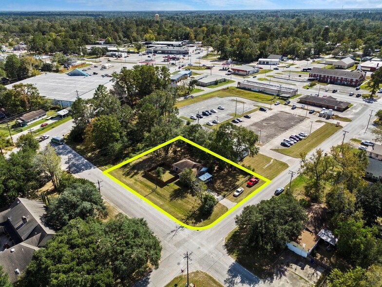 220 N William Barnett Ave, Cleveland, TX à vendre - Photo de l’immeuble – Image 2 sur 16