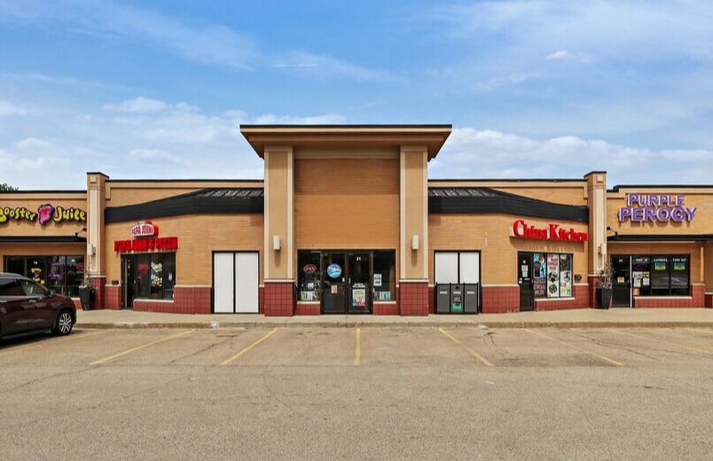 993 Fir St, Edmonton, AB à louer Photo de l’immeuble– Image 1 sur 1