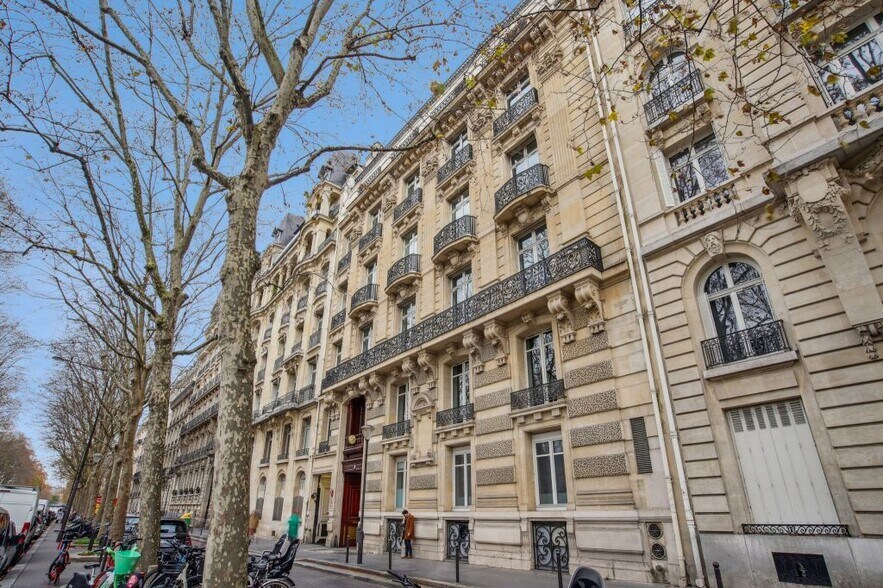 70 Boulevard De Courcelles, Paris à louer - Photo de l’immeuble – Image 1 sur 9