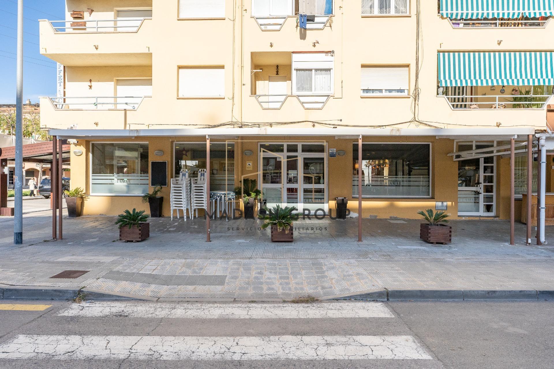 Immeuble residentiel dans Torredembarra, Tarragona à vendre Photo intérieure– Image 1 sur 2