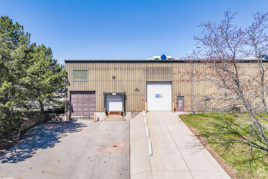 5330 S Service Rd, Burlington, ON à louer - Photo de l’immeuble – Image 3 sur 23