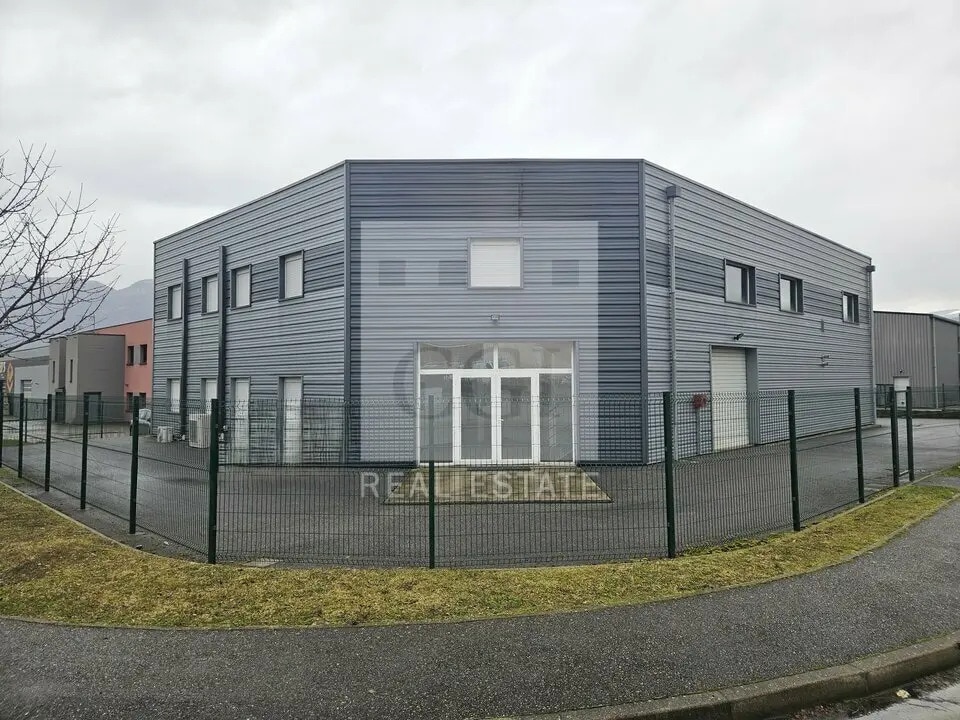 Local d'activités dans Chapareillan à vendre Photo de l’immeuble– Image 1 sur 15