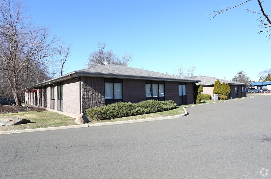 20 Commerce Park Dr, Milford, CT à louer - Photo principale – Image 2 sur 18